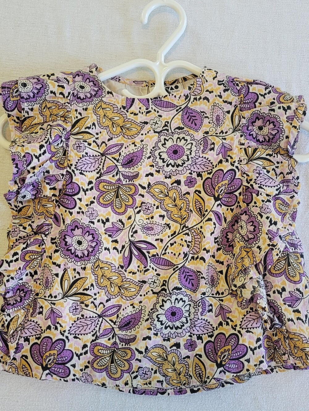 Girl 6- Like New- Floral Short-Sleeve Top
